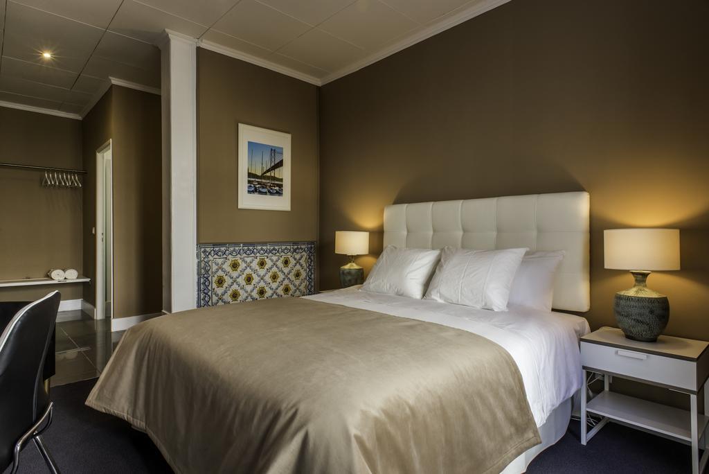 Ph Downtown Suites Lisbon Room photo