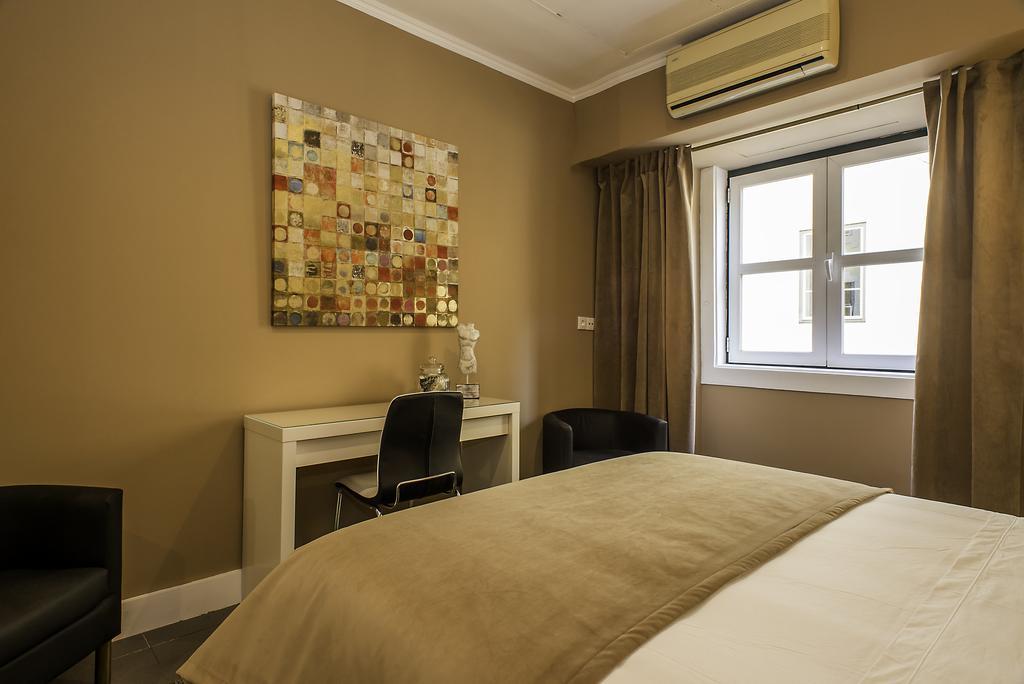 Ph Downtown Suites Lisbon Room photo